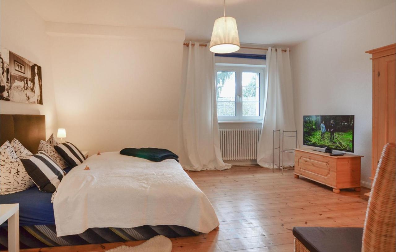 2 Bedroom Lovely Home In Берлин Экстерьер фото